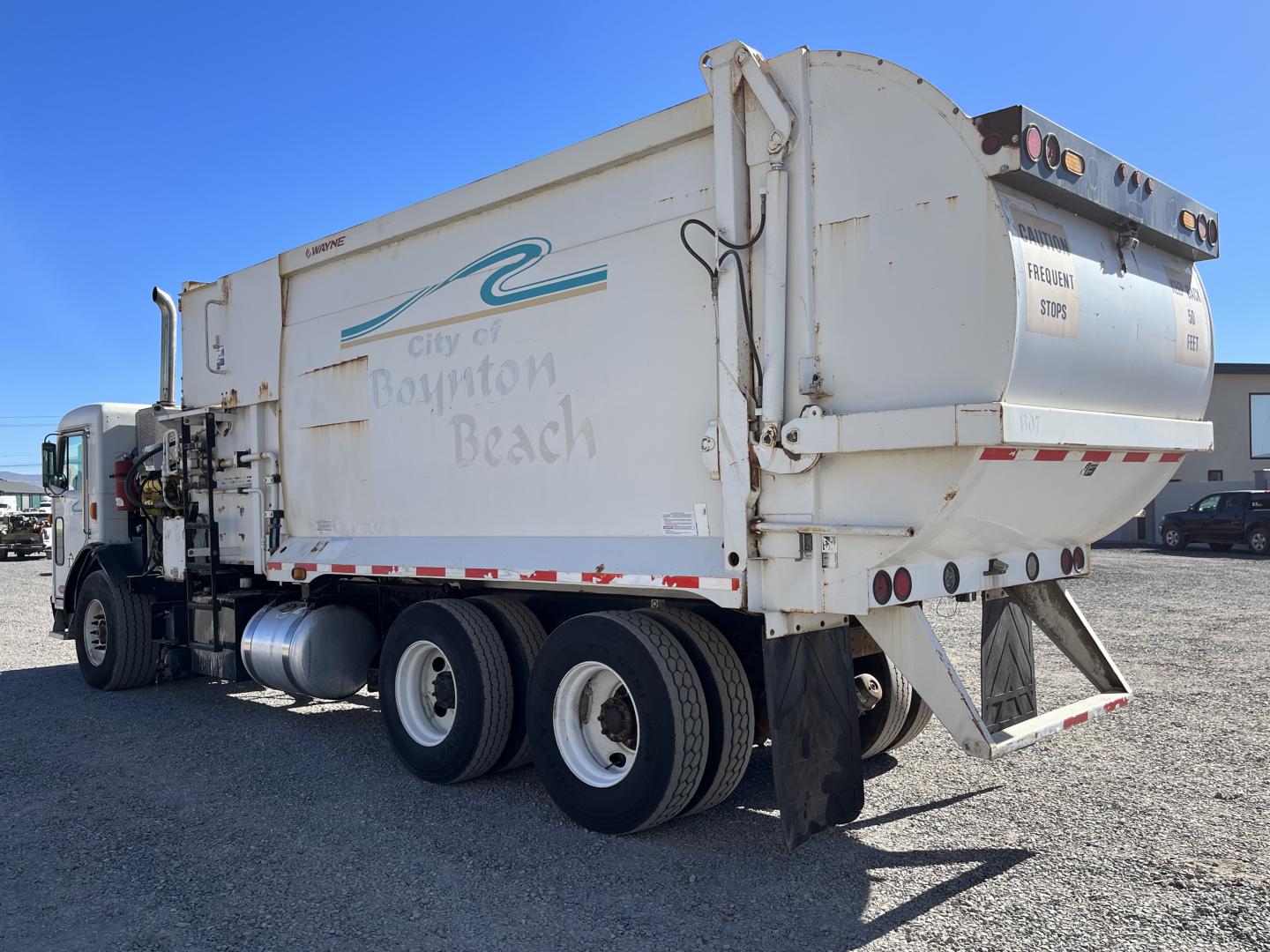 CAMION PARA  BASURA PETERBILT 320